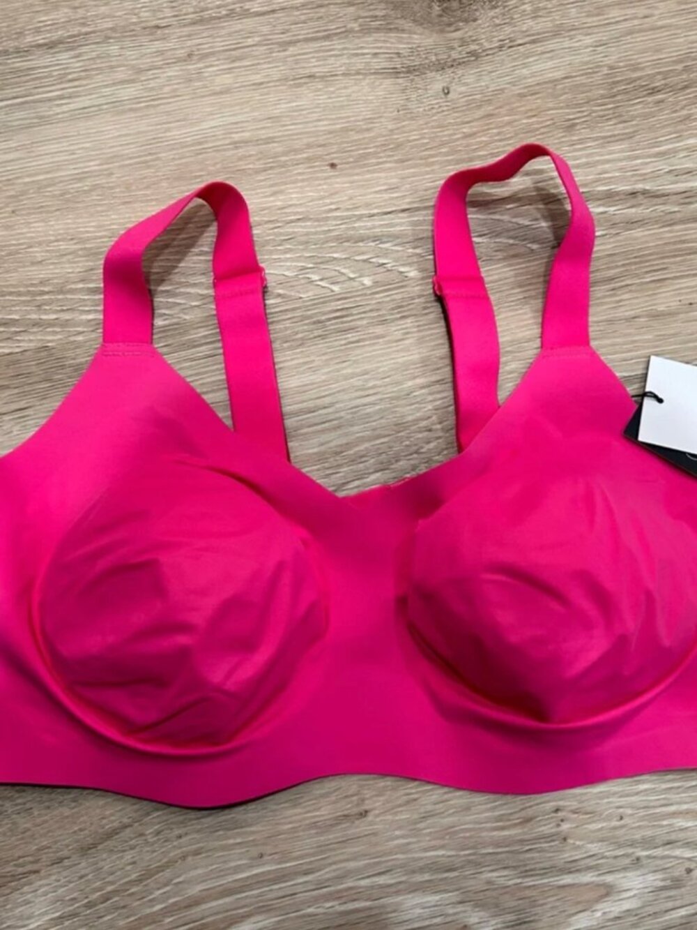 KNIX Shocking Pink V-Neck Padded Bra Size 4 Wireless Comfort Performance Fabric